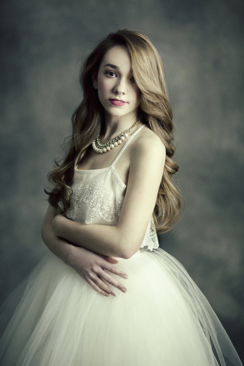 Holly Taylor - Foto 8