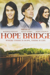 Hope Bridge - Poster / Capa / Cartaz - Oficial 1