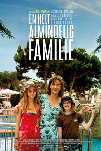  de Filme A Perfectly Normal Family (2020)