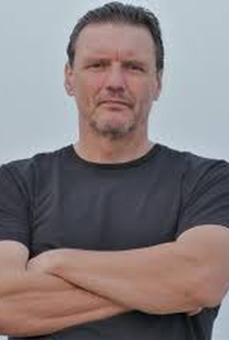 Ilia Volok - Poster / Capa / Cartaz - Oficial 1