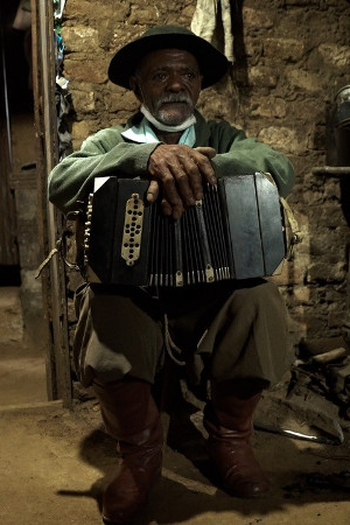Poster de Filme Bandoneando – A Busca pelos Bandeonistas Negros da Campanha Gaúcha (2022)