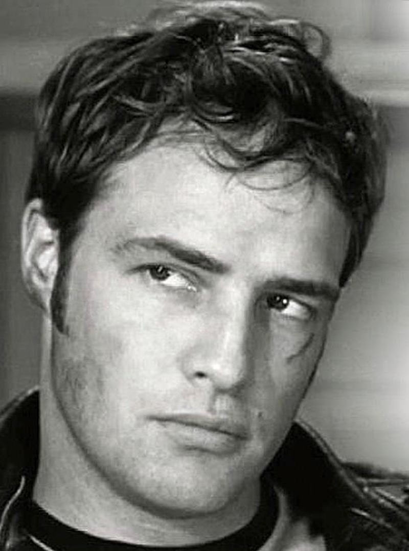 Marlon Brando - Foto 1