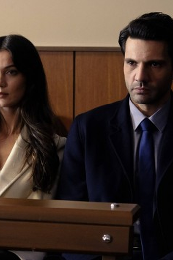 Poster de Episódio 8. Bölüm (2021)
