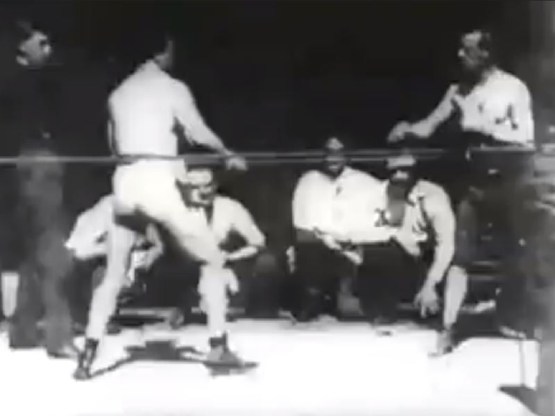 Foto 1 de Leonard-Cushing Fight