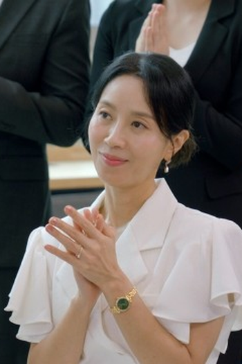 Poster de Episódio 83회 (2024)