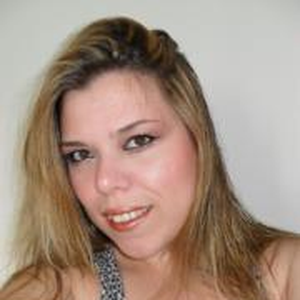 Foto de perfil de Emanuely Menezes Oliveira