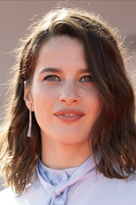 Rebecca Marder (II)