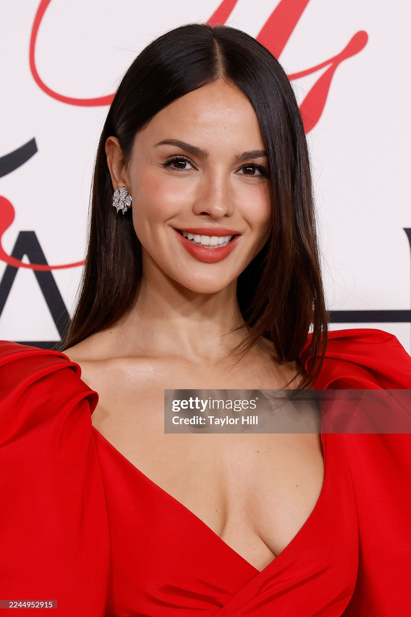Eiza González - Foto 6