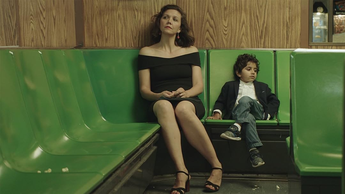 Maggie Gyllenhaal compara direção à maternidade