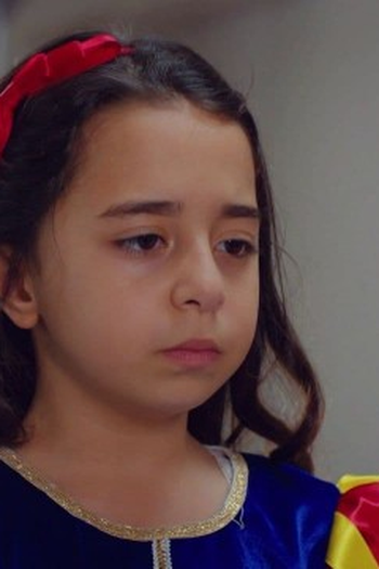 Poster de Episódio 13. Bölüm (2018)