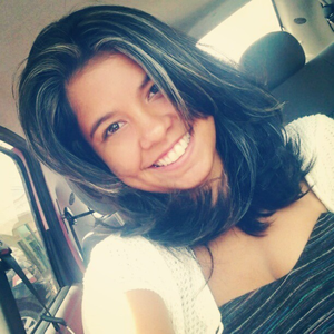 Foto de perfil de Marília Melo
