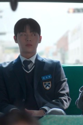 Poster de Episódio 저는, 지금입니다! (2023)