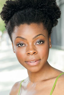 Mia Ellis (I) - Poster 1