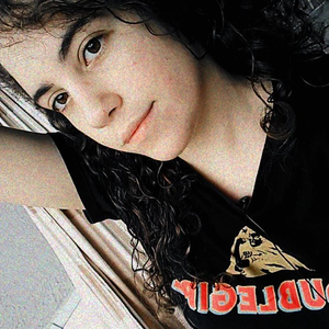 Foto de perfil de Lara Sandrine