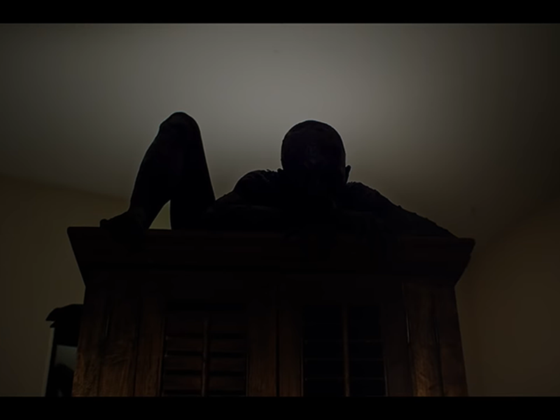 Foto 2 de The Armoire