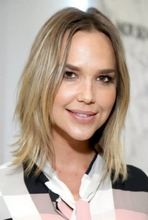 Arielle Kebbel - Poster 5