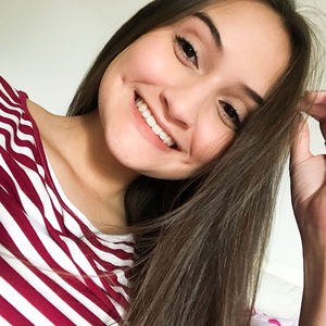 Foto de perfil de Kallyna Lessa