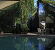Austin: Edgeland House