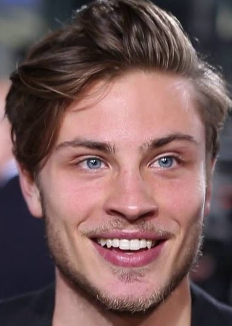 Jannik Schümann - Foto 1