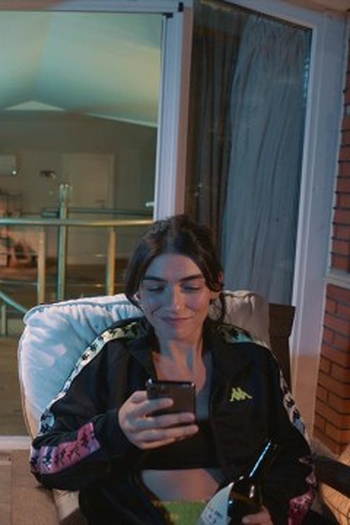 Poster de Episódio 14. Bölüm (2022)