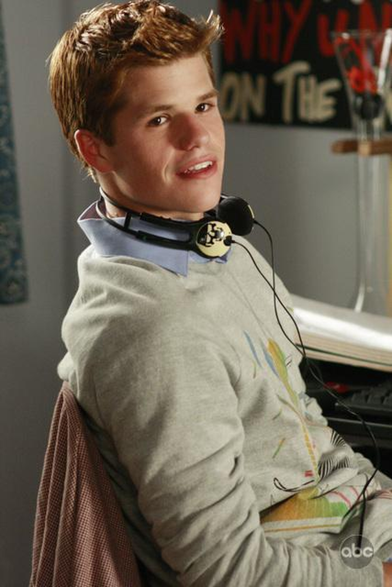 Charlie Carver - Foto 1