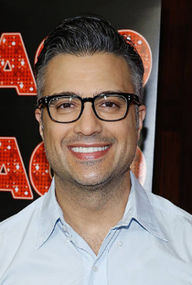 Jaime Camil - Poster / Capa / Cartaz - Oficial 3