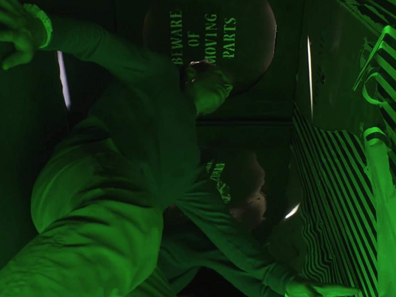 Foto 1 de Man in box