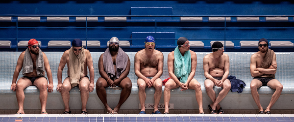 Equipe masculina do nado sincronizado passa por apuro em Um Banho de Vida