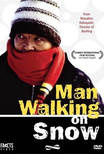 Homem Andando na Neve - Poster / Capa / Cartaz - Oficial 2