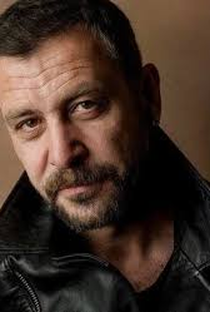 Nejat Isler - Poster / Capa / Cartaz - Oficial 1