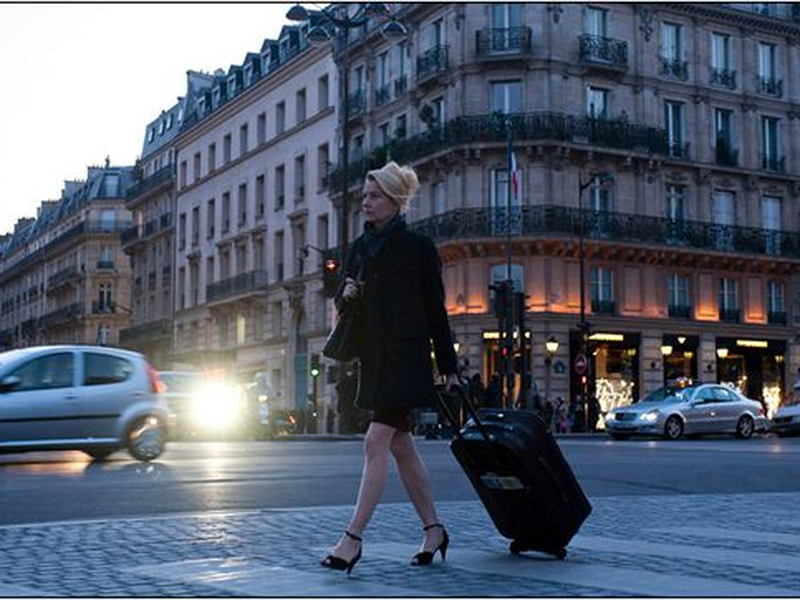 Foto 4 de Uma Dama em Paris