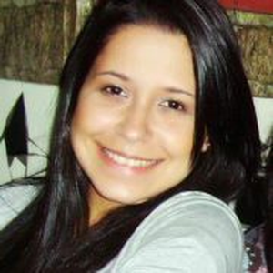 Foto de perfil de Larine Flores