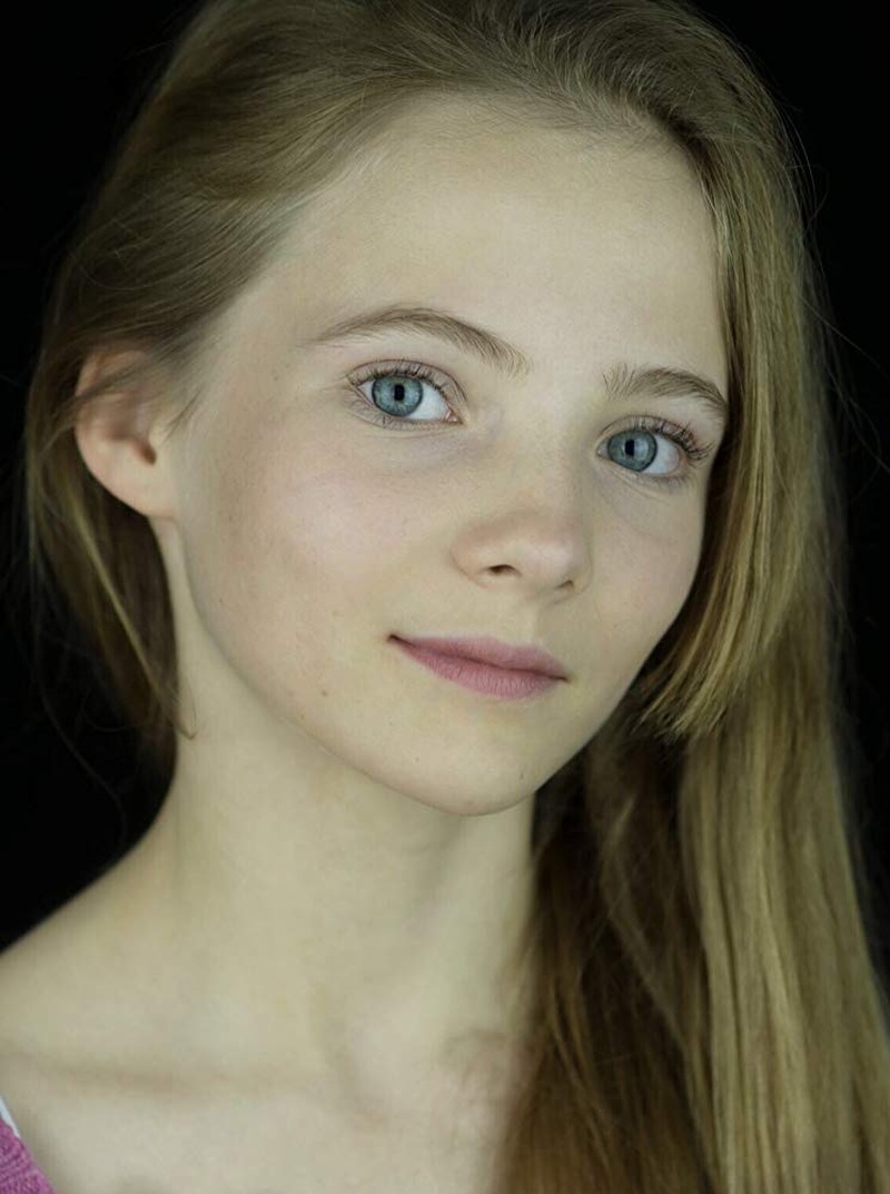 Freya Allan - Foto 7