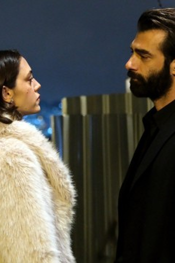Poster de Episódio 5. Bölüm (FINAL) (2024)