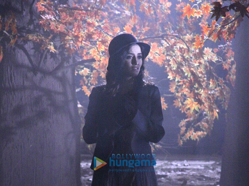 Foto 25 de 1920: Evil Returns