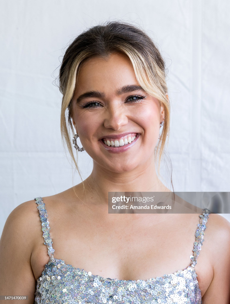 Haley Lu Richardson - Foto 3