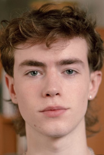 Victor Mermaz - Poster 1