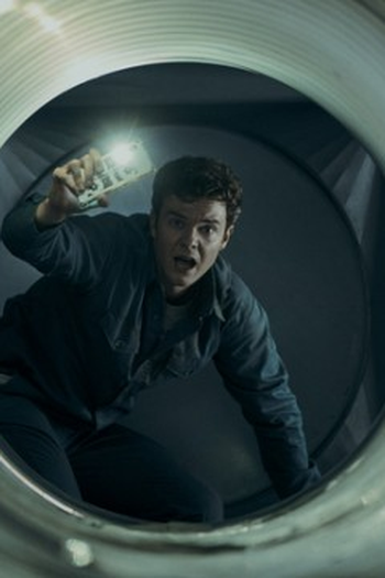 Poster de Episódio We'll Keep the Red Flag Flying Here (2024)