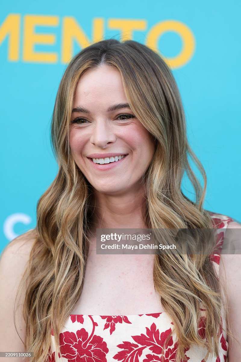 Danielle Panabaker - Foto 21