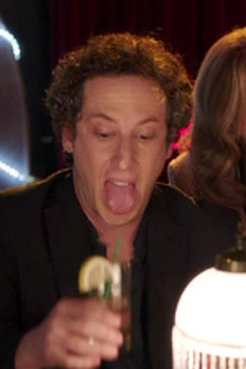 Poster de Episódio Always Use a Condo (2013)