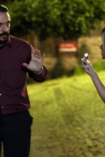 Poster de Episódio 10. Bölüm (2024)